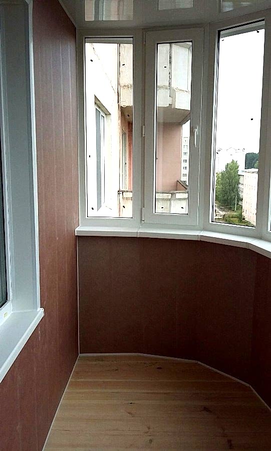 Внутренняя отделка балкона ПВХ панелями. Компания Дон Балкон: остекление отделка балконов и лоджий по низким ценам в Астаны. Цены на официальном сайте компании Дон Балкон 